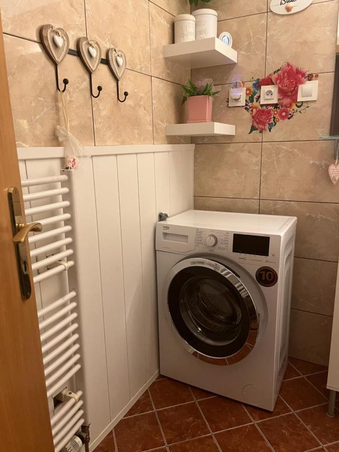 Terrace Apartment S 1 Spalnou Sofia-Parking & Wifi Bratislava Esterno foto