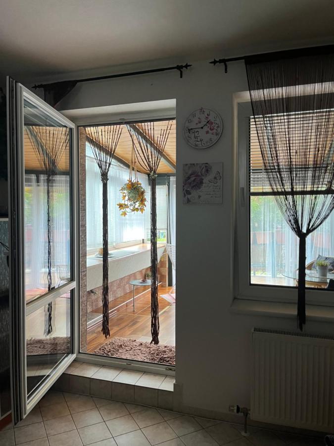 Terrace Apartment S 1 Spalnou Sofia-Parking & Wifi Bratislava Esterno foto