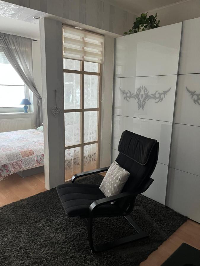 Terrace Apartment S 1 Spalnou Sofia-Parking & Wifi Bratislava Esterno foto
