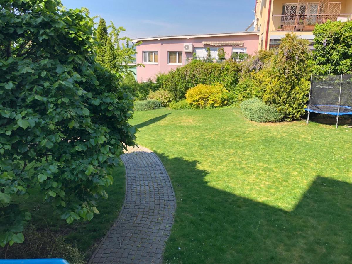 Terrace Apartment S 1 Spalnou Sofia-Parking & Wifi Bratislava Esterno foto